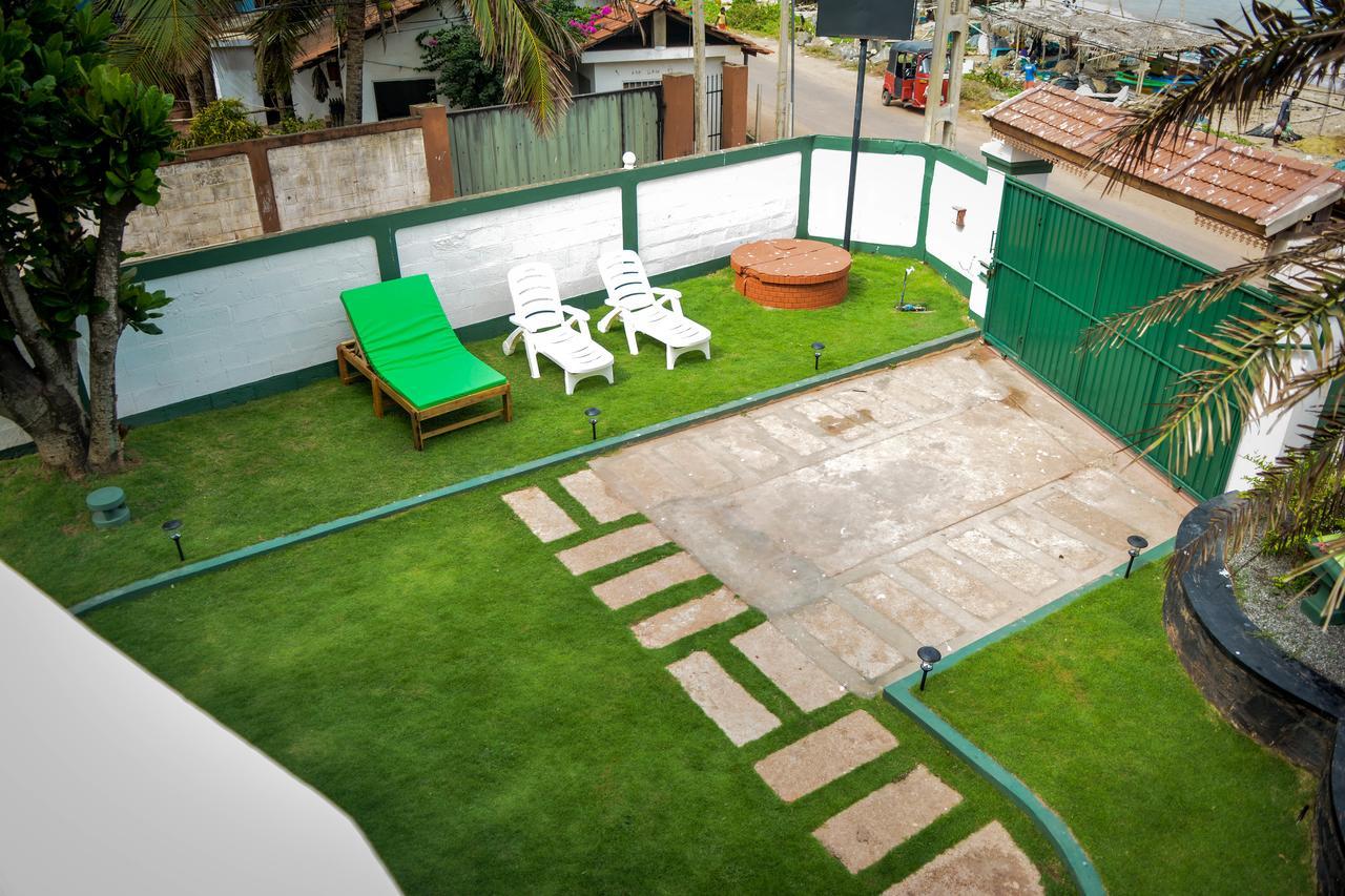 Explore Hostels Negombo Kochchikade Dış mekan fotoğraf