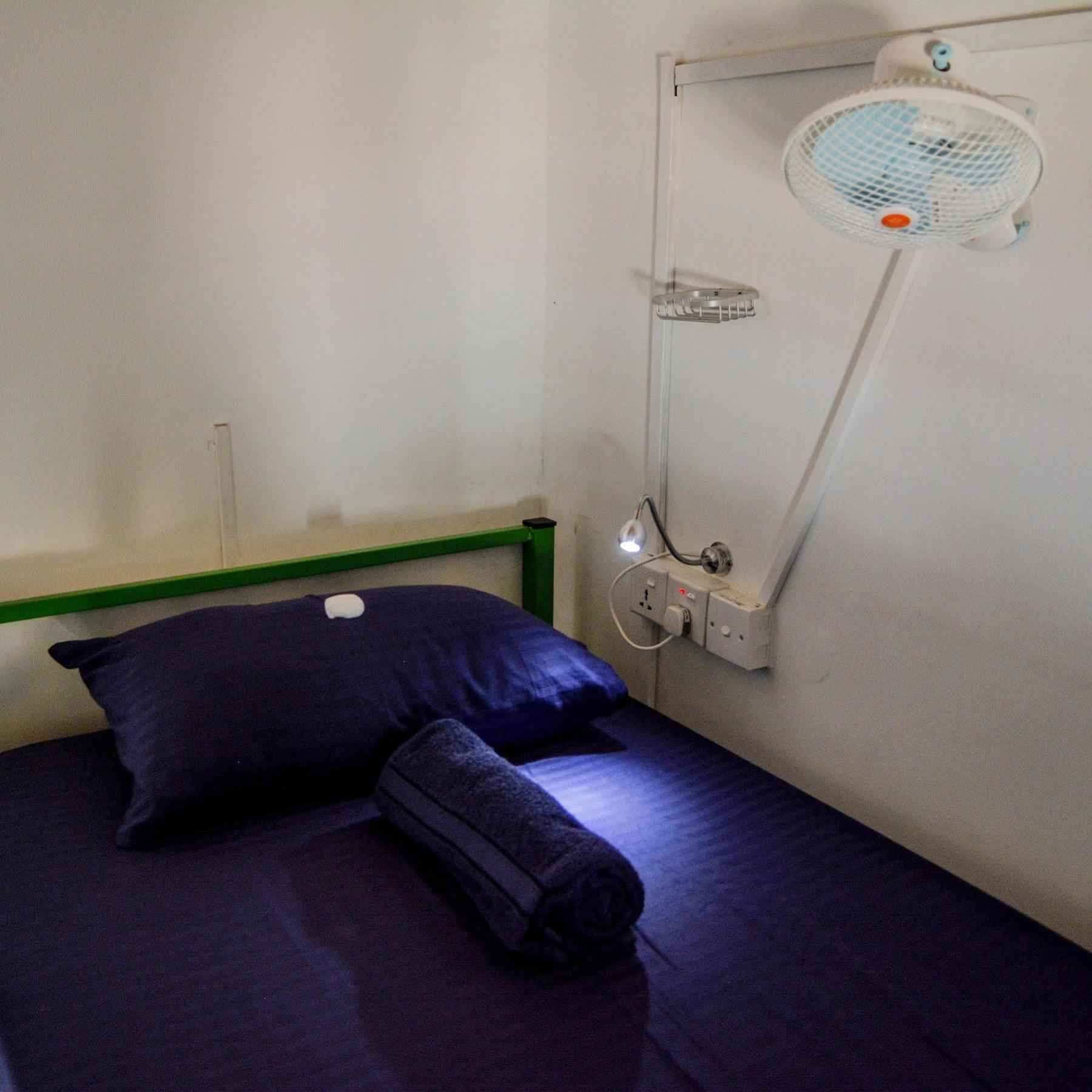 Explore Hostels Negombo Kochchikade Dış mekan fotoğraf