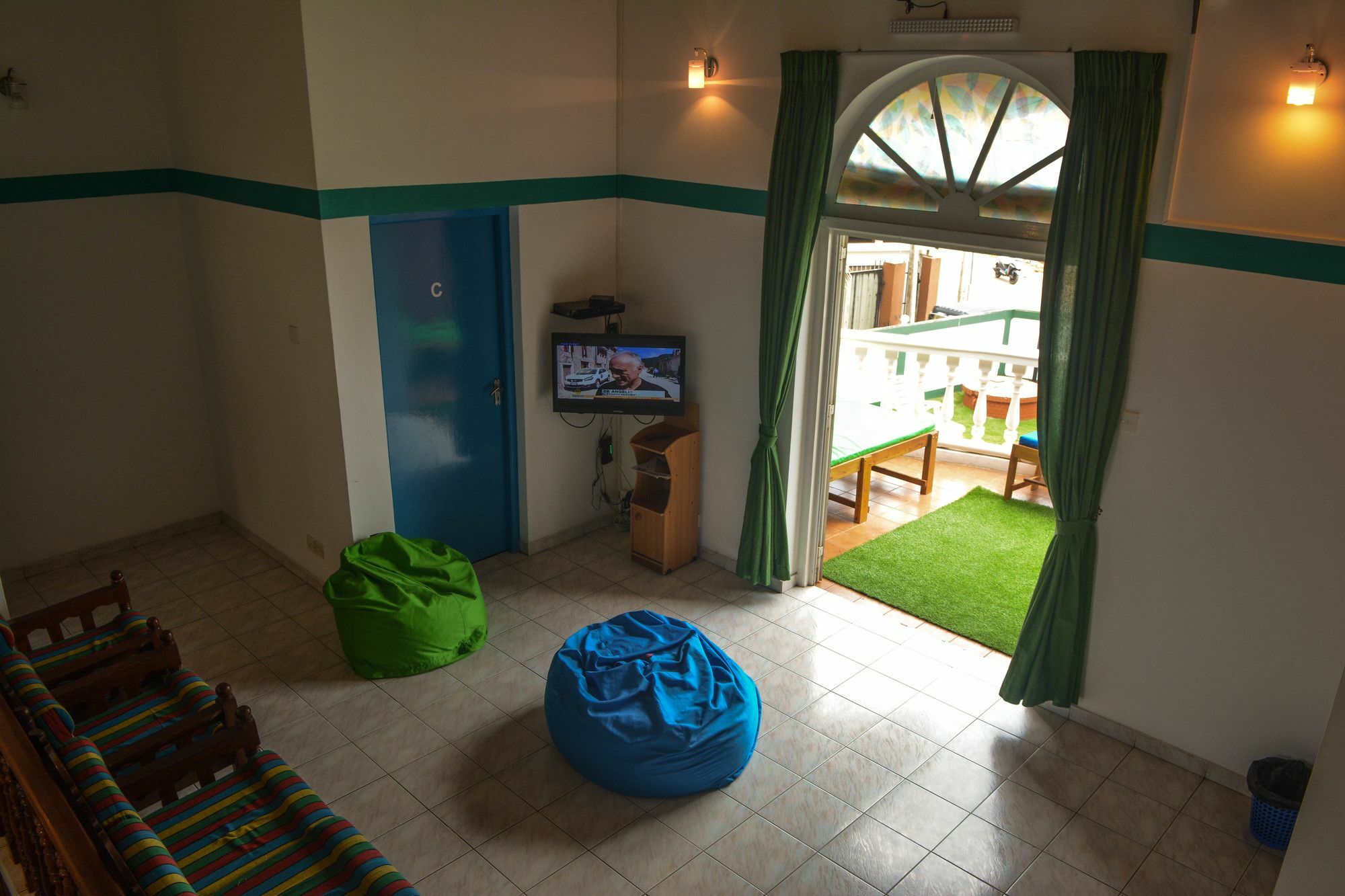 Explore Hostels Negombo Kochchikade Dış mekan fotoğraf